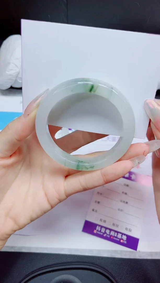 石英质玉手镯未镶嵌329