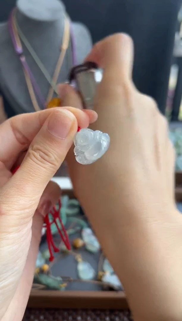 翡翠未镶嵌颈饰422号买断