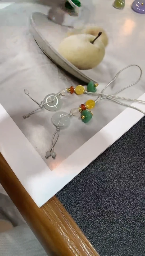 翡翠挂件未镶嵌平安扣 多样性发一件