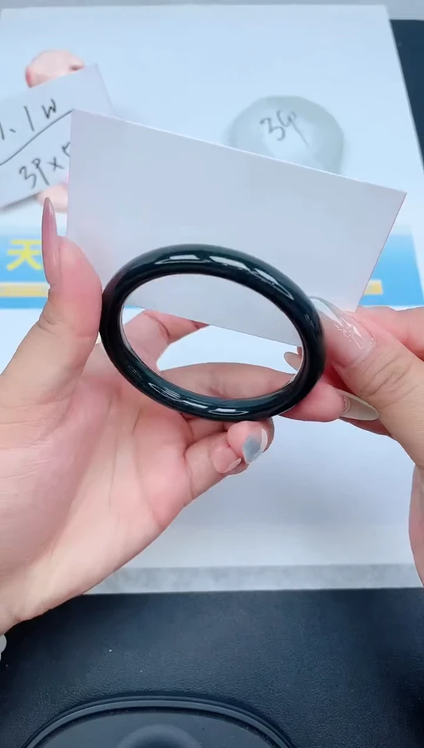 和田玉手镯未镶嵌111-56.5