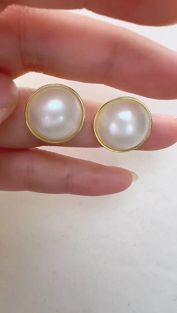 【闪购商品】拼合珍珠（马贝珠）耳饰银S925镶嵌白色光板