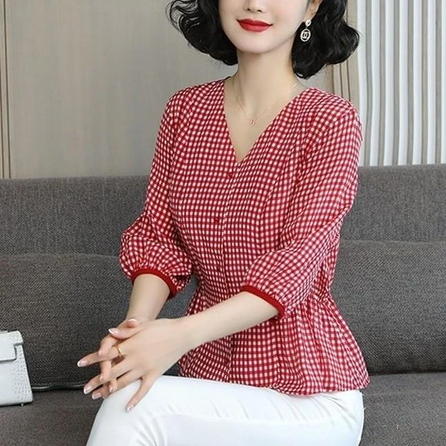 【清货+运费险】棉麻七分格子复古港味V领上衣设计感衬衫女Q588