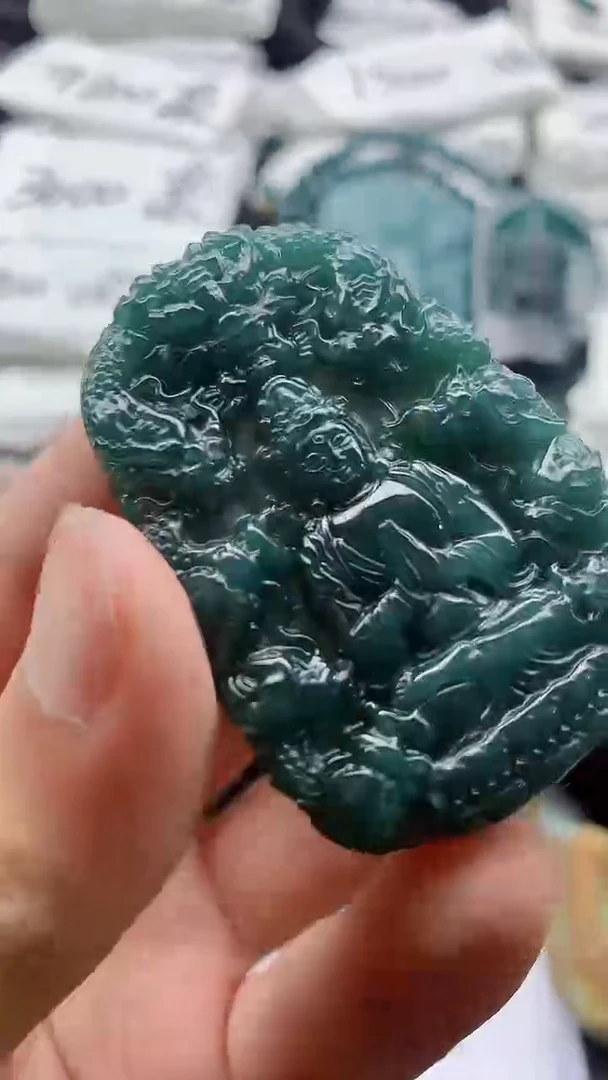 翡翠未镶嵌颈饰8888888888888888