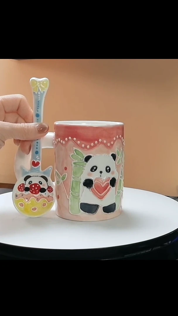 一味*手绘熊猫题材马克杯