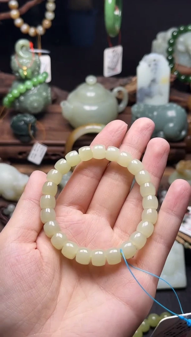 手串未镶嵌和田玉卡9若羌黄口 极限弧9010868
