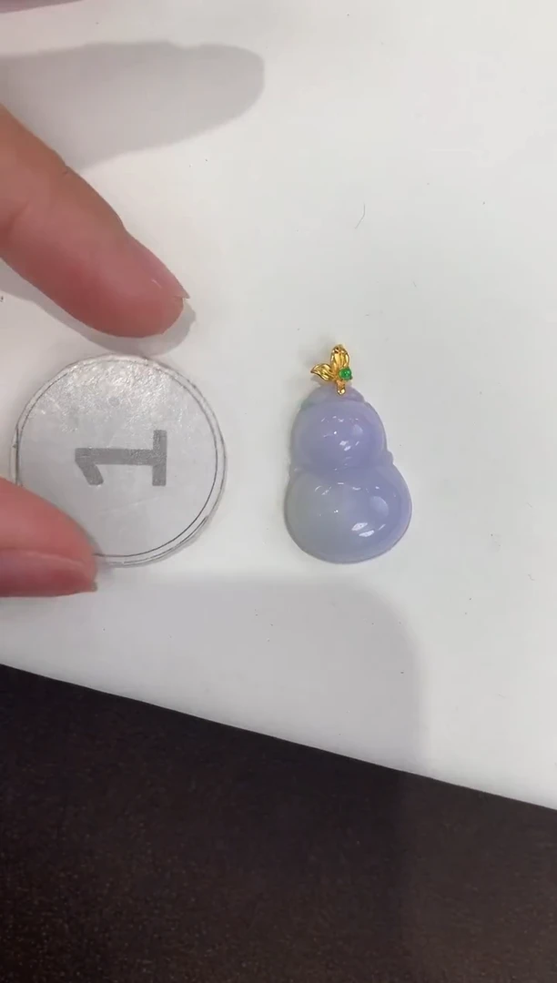 颈饰18K金镶嵌翡翠天然缅甸A货翡翠