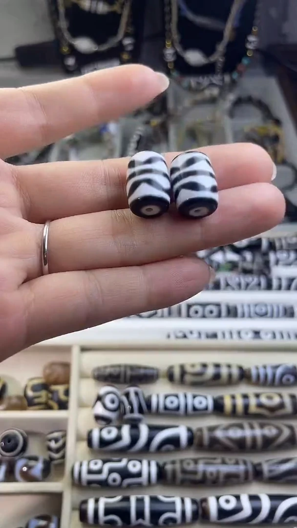 未镶嵌颈饰玛瑙/玉髓1