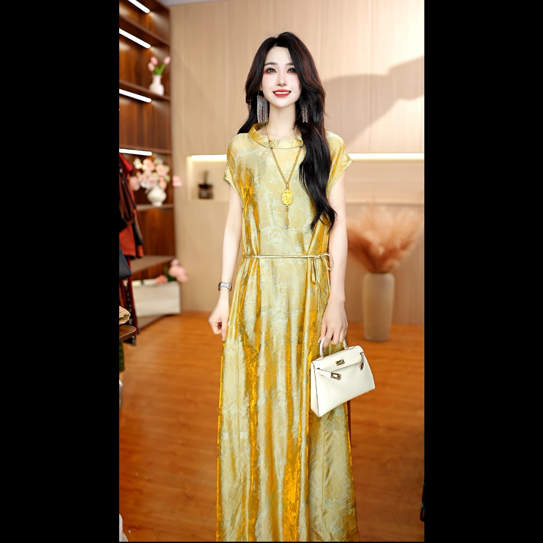 5009-20新款时尚连衣裙