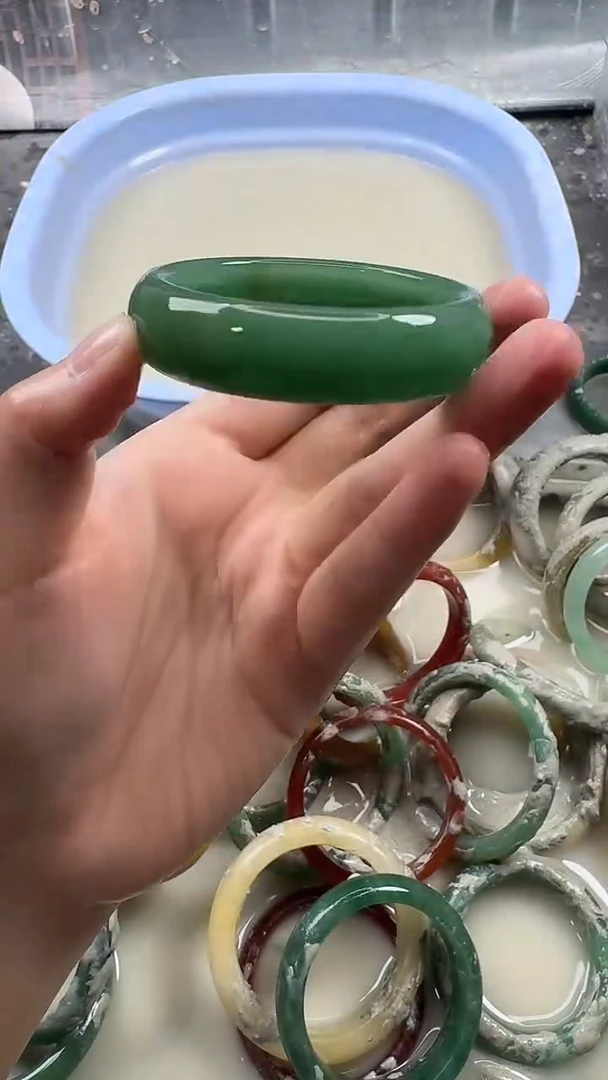 未镶嵌手镯石英质玉12