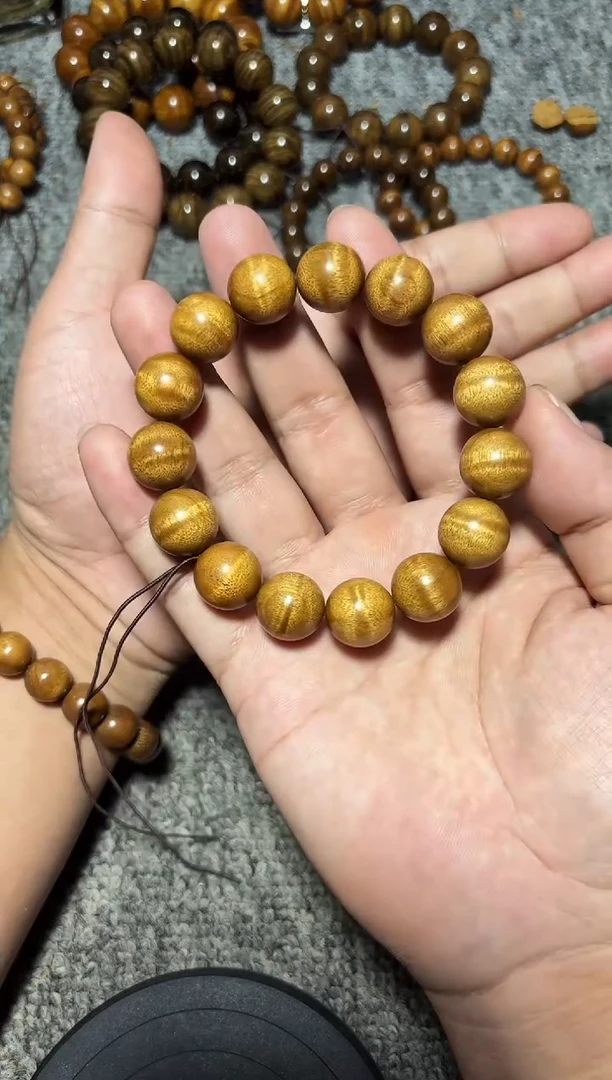 手串/手链楠木（金丝楠）枯木1.5单圈花纹款168