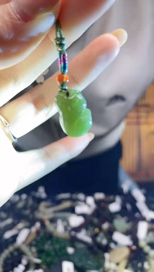 【闪购商品】和田玉颈饰未镶嵌多样性发货，拍一发一