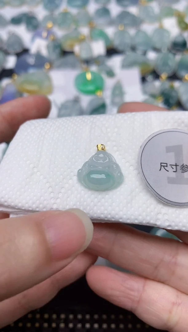 颈饰18K金镶嵌翡翠天然缅甸A货翡翠