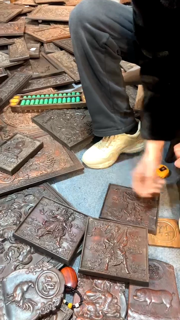 【闪购商品】木紫檀雕刻一物一拍一直播为准