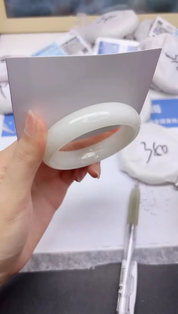 和田玉手镯未镶嵌235-54.7