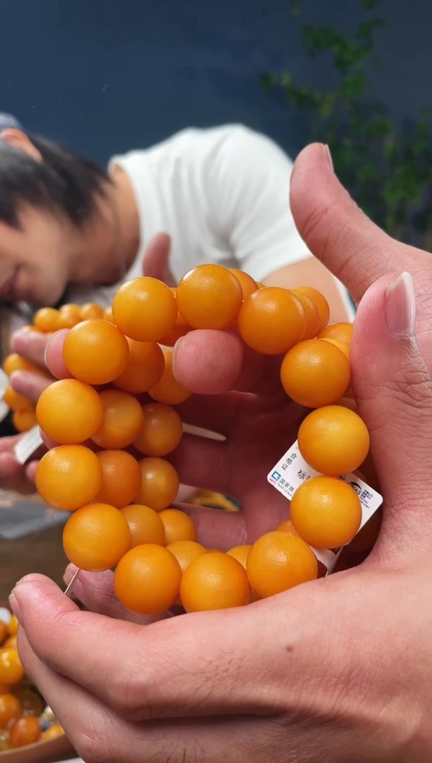 蜜蜡未镶嵌珠宝奇石多样性发货发其一假一赔四