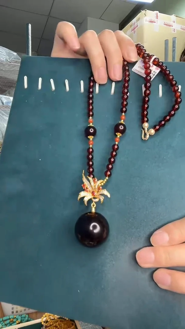 未镶嵌琥珀裸石G1850天然蜜蜡