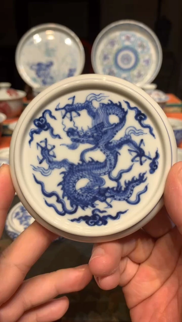 164龙纹盖置qd325