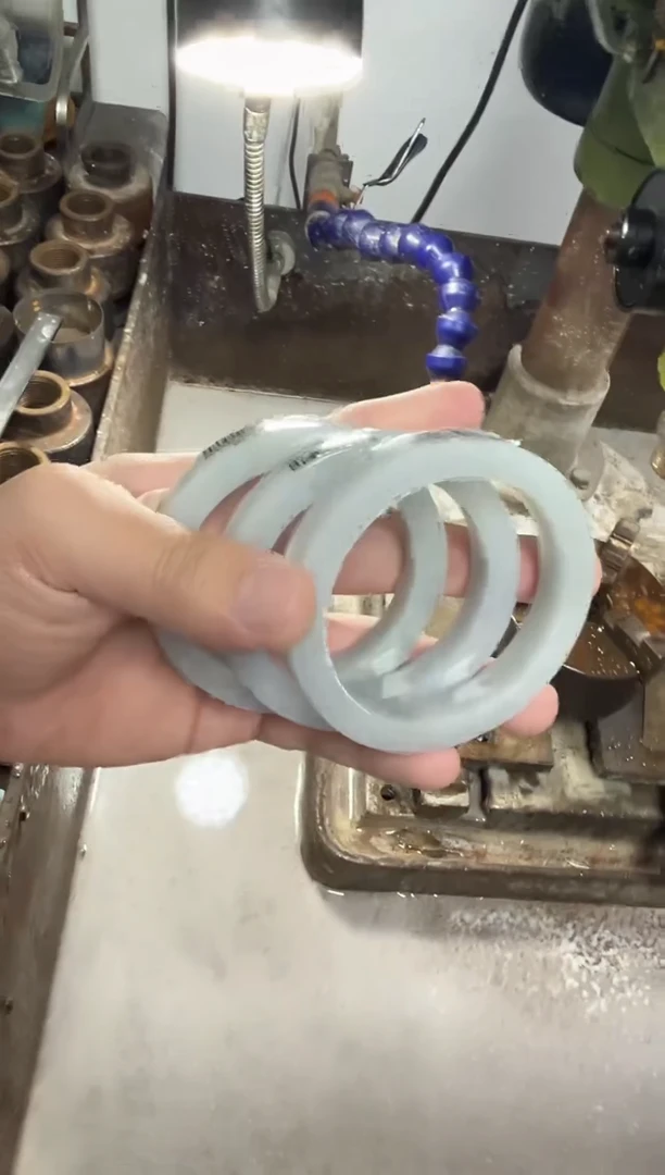 定制翡翠手镯未镶嵌定制手镯不退不换