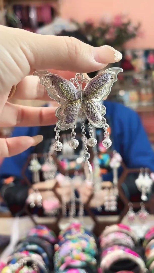 艺枝独绣手工饰品30