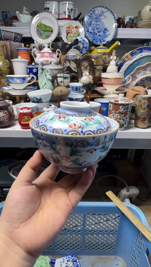 中古瓷器，默认微瑕-074，带底款，纯手绘的，很好看的盖杯