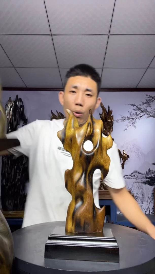 金丝楠木雕款勇****修金丝楠木工艺品摆件