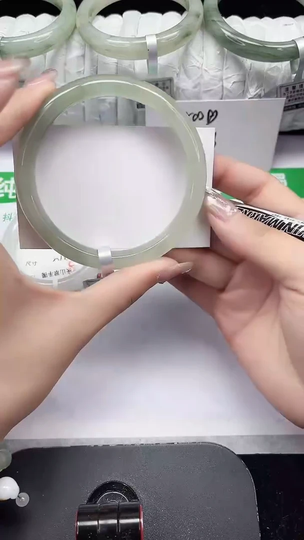 未镶嵌手镯石英质玉26-65/66