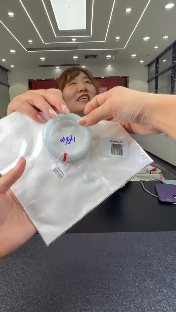 翡翠未镶嵌颈饰手镯56