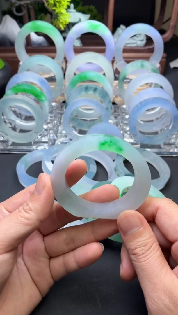 定制翡翠1未镶嵌翡翠手镯定制