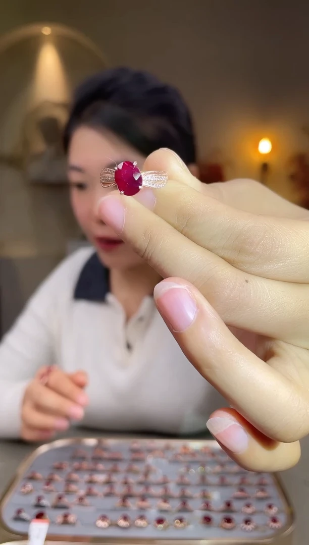 银S925镶嵌手饰红宝石手饰