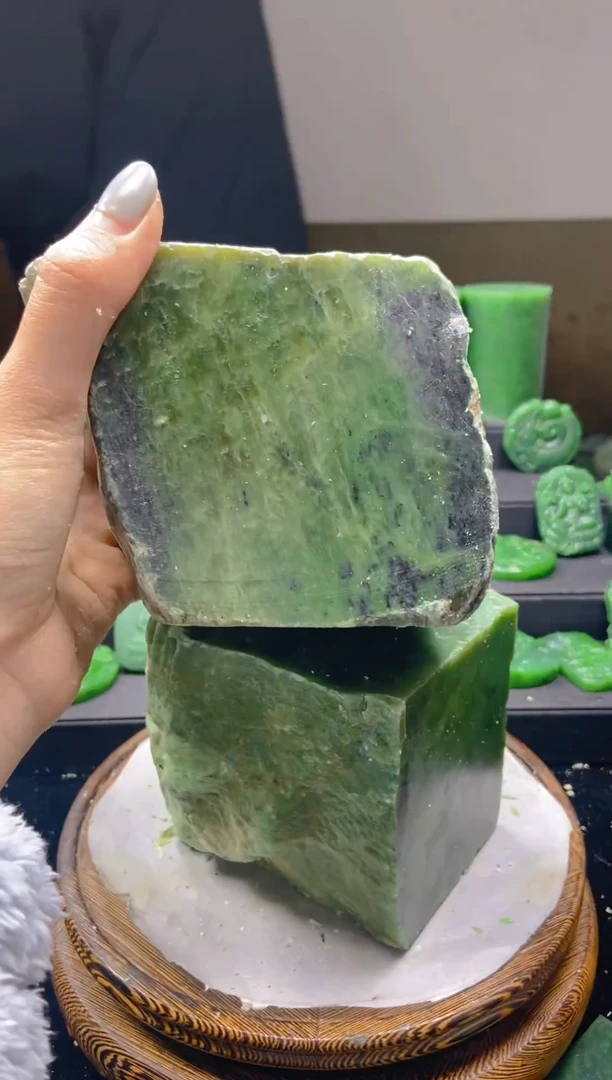 未镶嵌和田玉珠宝半成品1