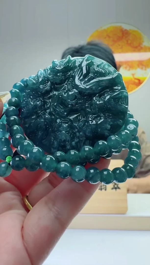 翡翠未镶嵌颈饰多样性随机发其一