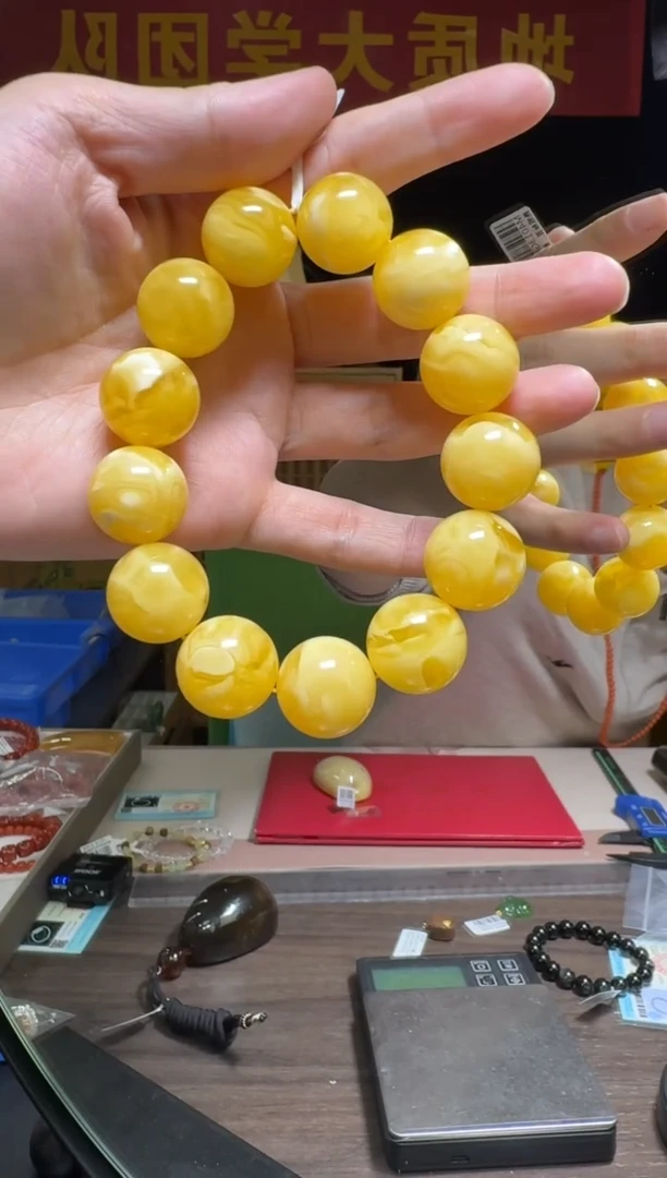 【闪购商品】蜜蜡手串未镶嵌白花鸡油黄蜜蜡圆珠单圈51-52克