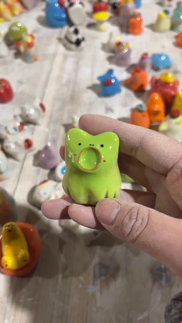 【闪购商品】摆件手工微瑕陶瓷300