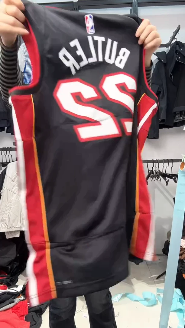 2796编码  瑕疵直播间过款为准 尺码L