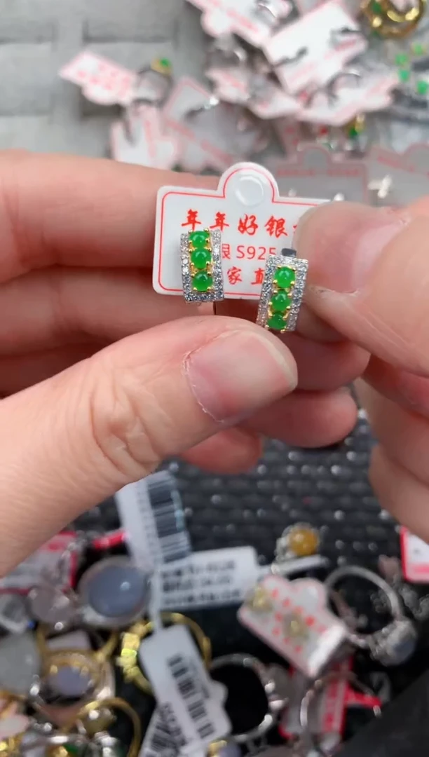 银S925镶嵌戒指翡翠12            8+