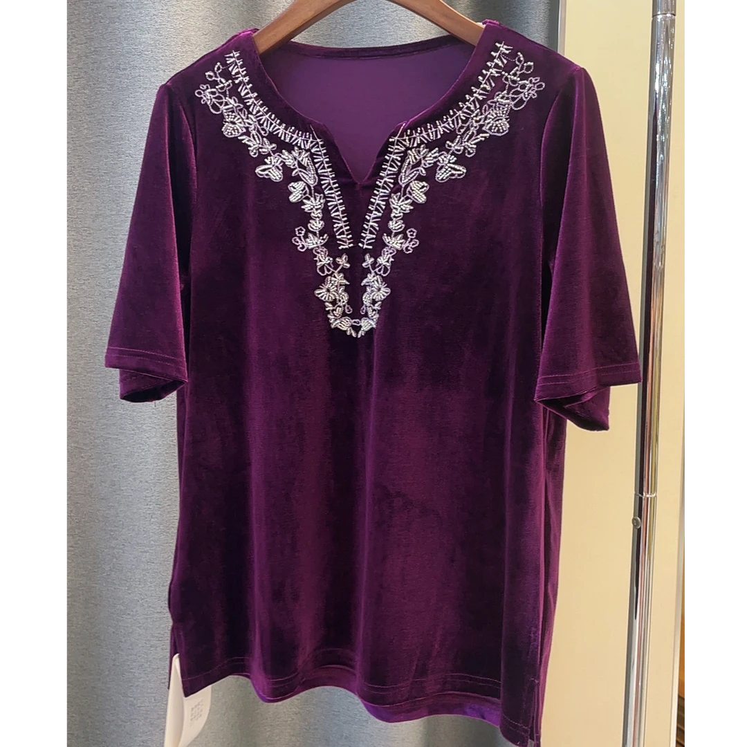 251051丝绒V领打底衫