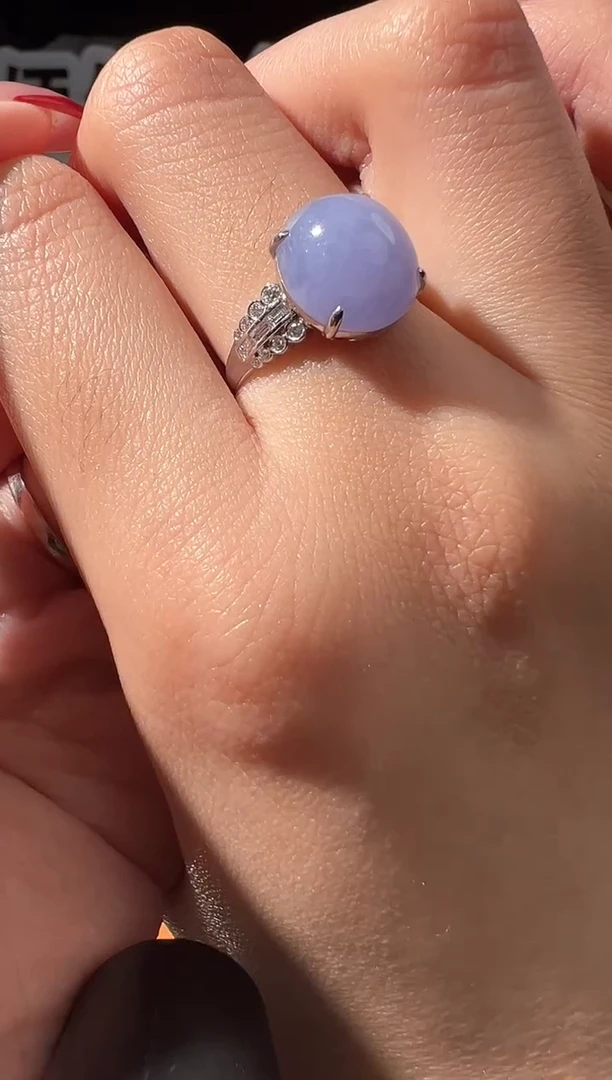 18K金镶嵌戒指翡翠缅甸珠宝严选