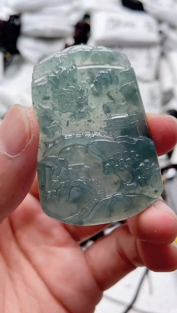 翡翠未镶嵌颈饰8888888888