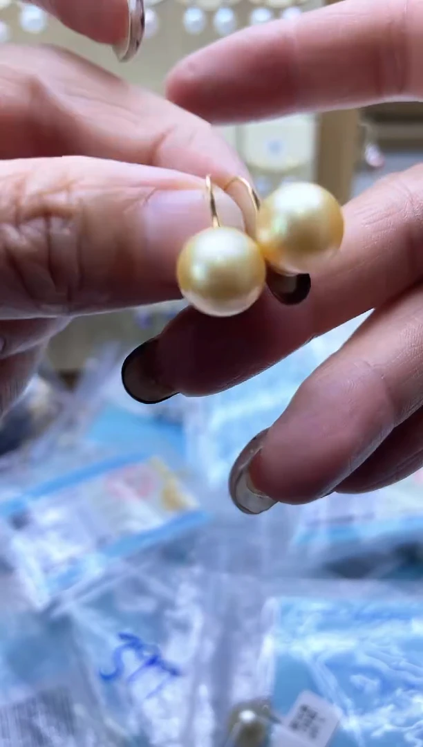 【闪购商品】海水珍珠耳饰18K金镶嵌3