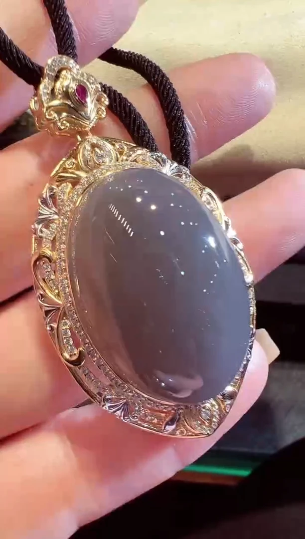 颈饰银S925镶嵌和田玉和田玉吊坠