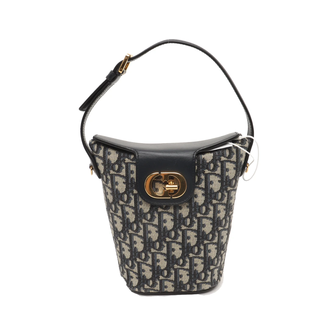 红布林/A1/迪奥/KU0218/18516710/z/121629