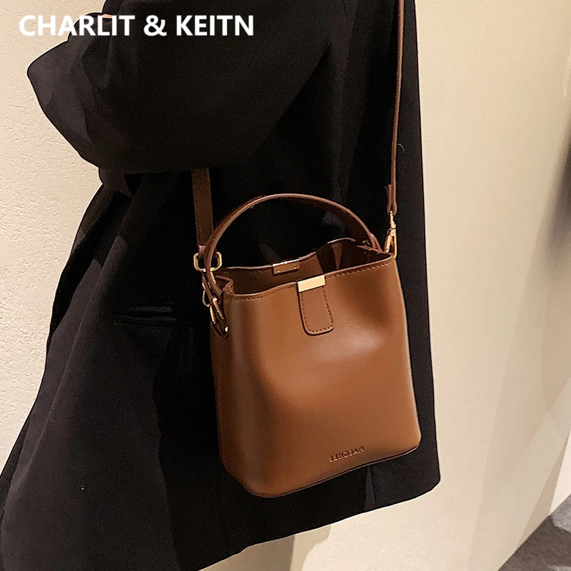CHARLIT&KEITN包包2025新款女包真皮水桶包小众高级手提包斜挎包