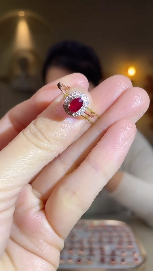 银S925镶嵌手饰红宝石手饰