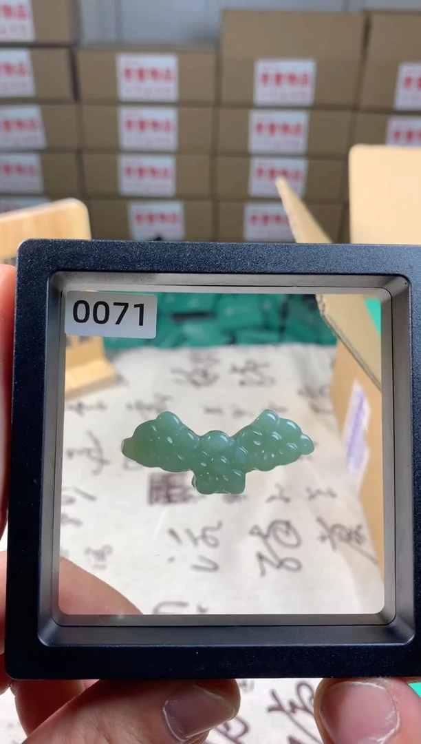 未镶嵌蛇纹石玉颈饰岫玉吊坠 天然岫玉 男女同款 带绳 无盒