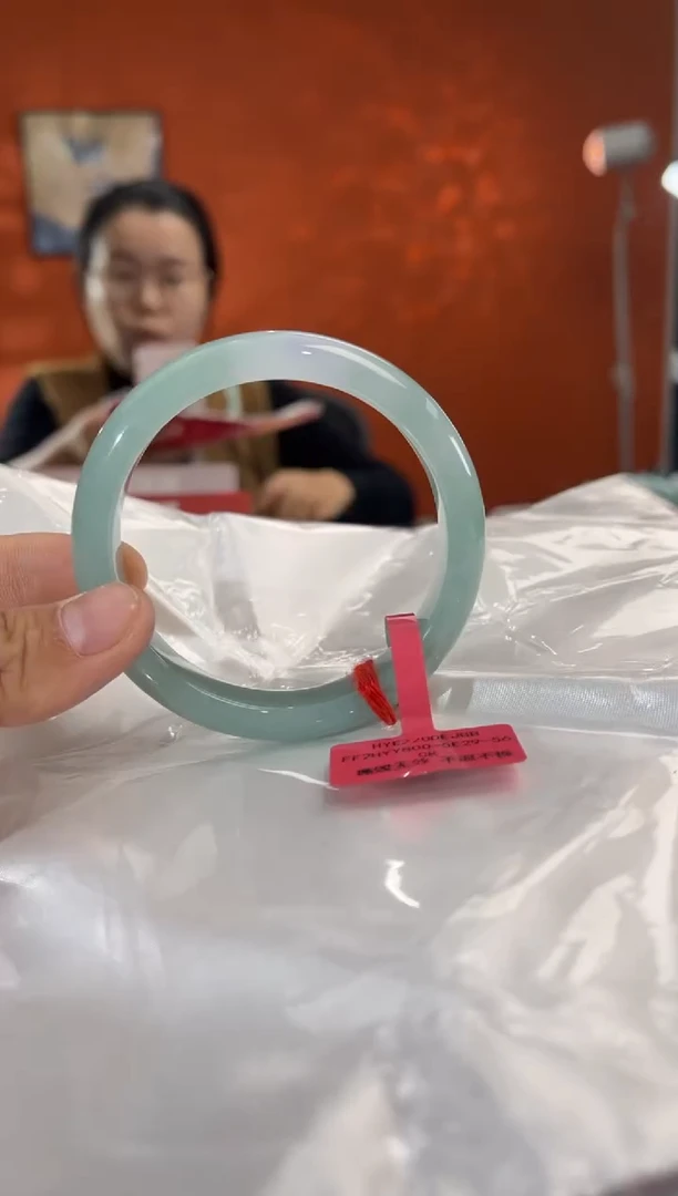 未镶嵌手镯翡翠56