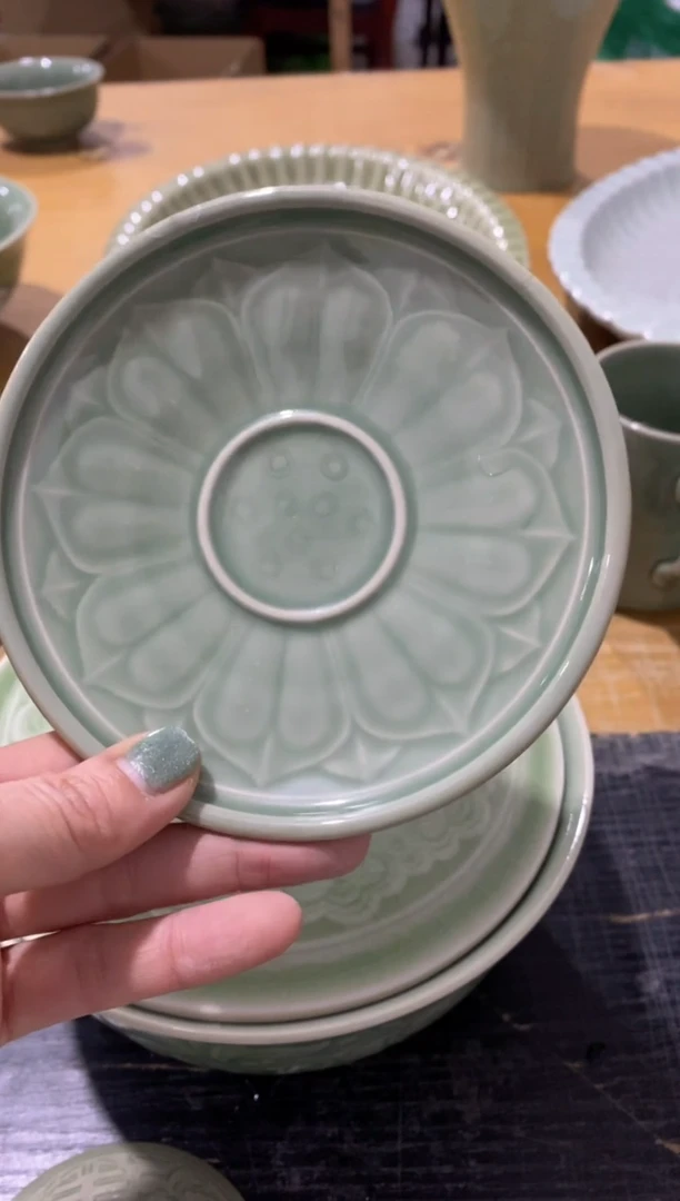 【闪购商品】莲纹小底托 微瑕 XG001 一只