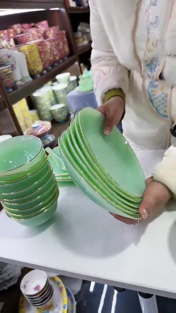 【闪购商品】瓷片玉瓷8英寸圆深盘6只景德镇