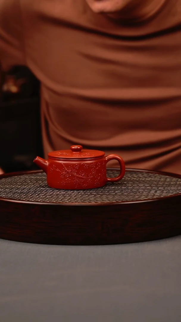 茶壶紫砂红皮龙 汉瓦 堆梅