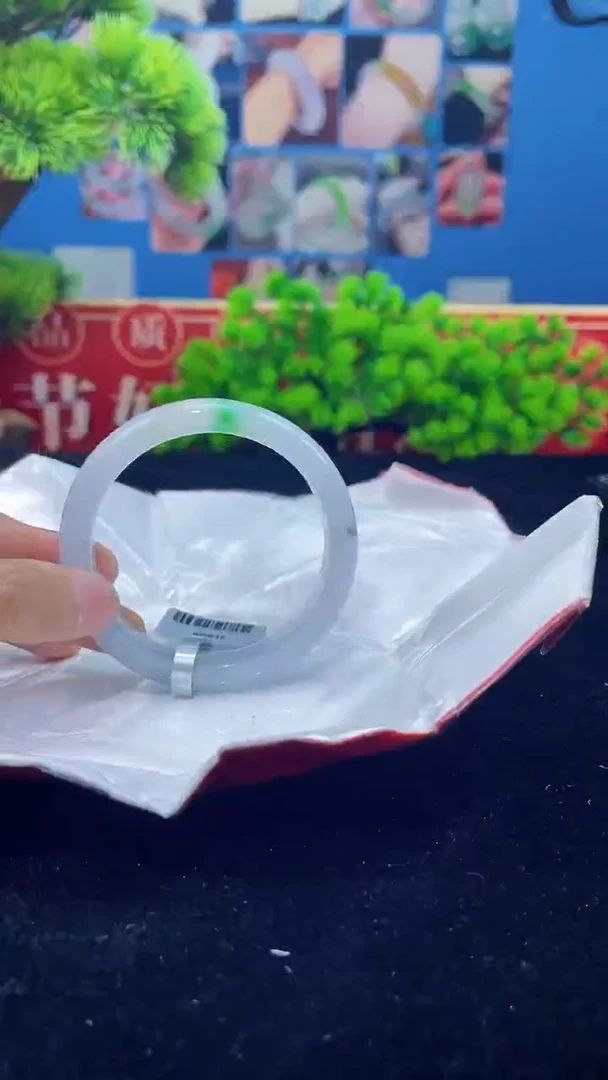 【闪购商品】翡翠手镯未镶嵌手镯6