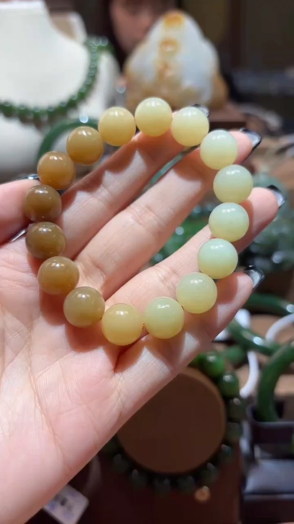 和田玉未镶嵌手串1